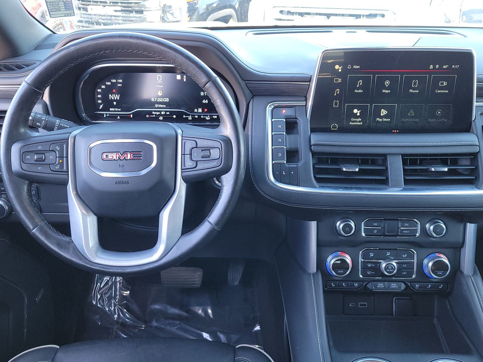 2022 GMC Yukon SLT
