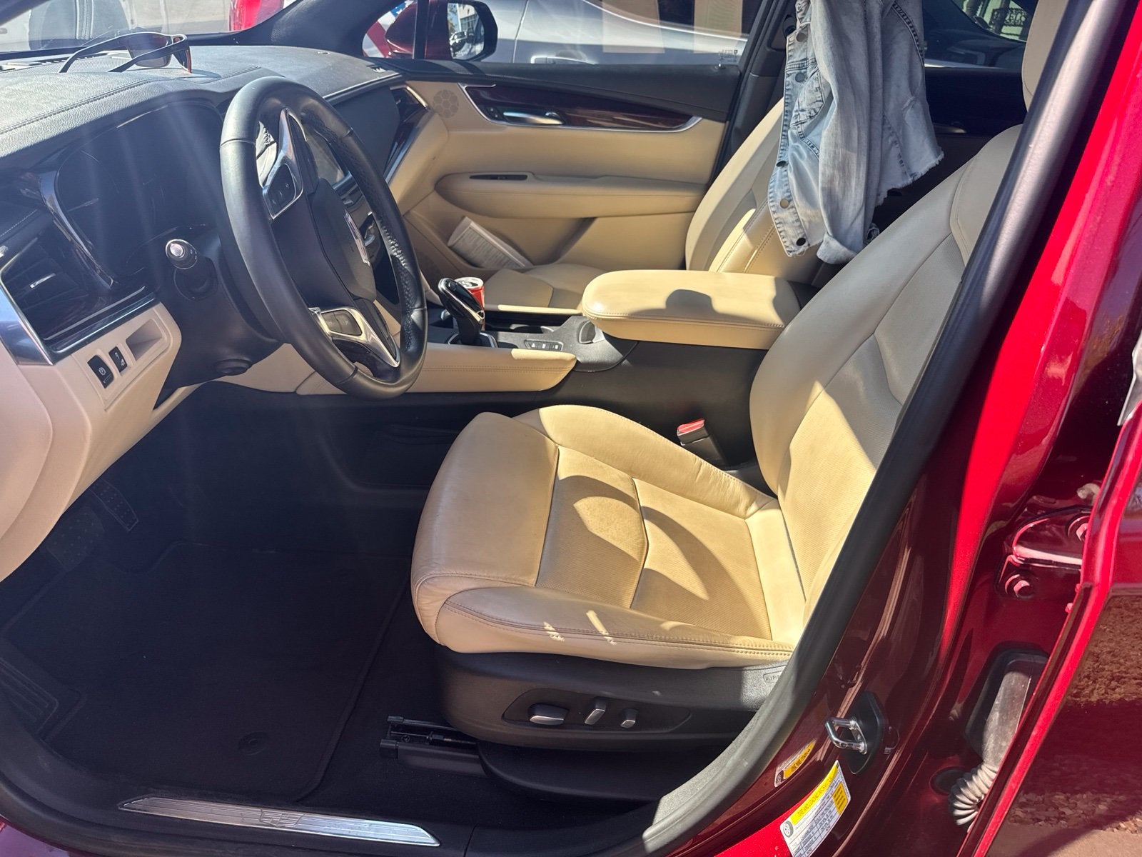 2018 Cadillac XT5 Premium Luxury