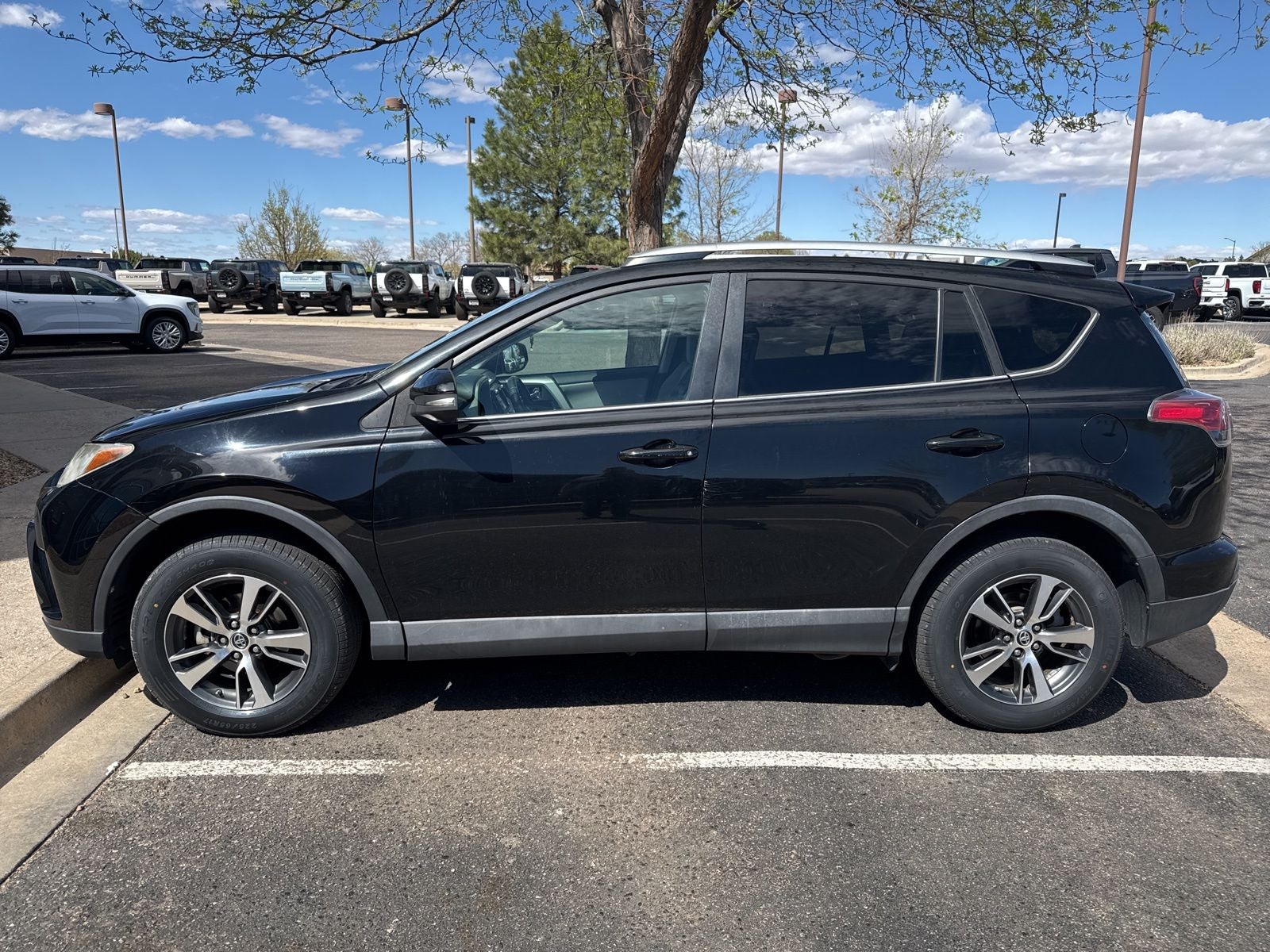 2016 Toyota RAV4 XLE