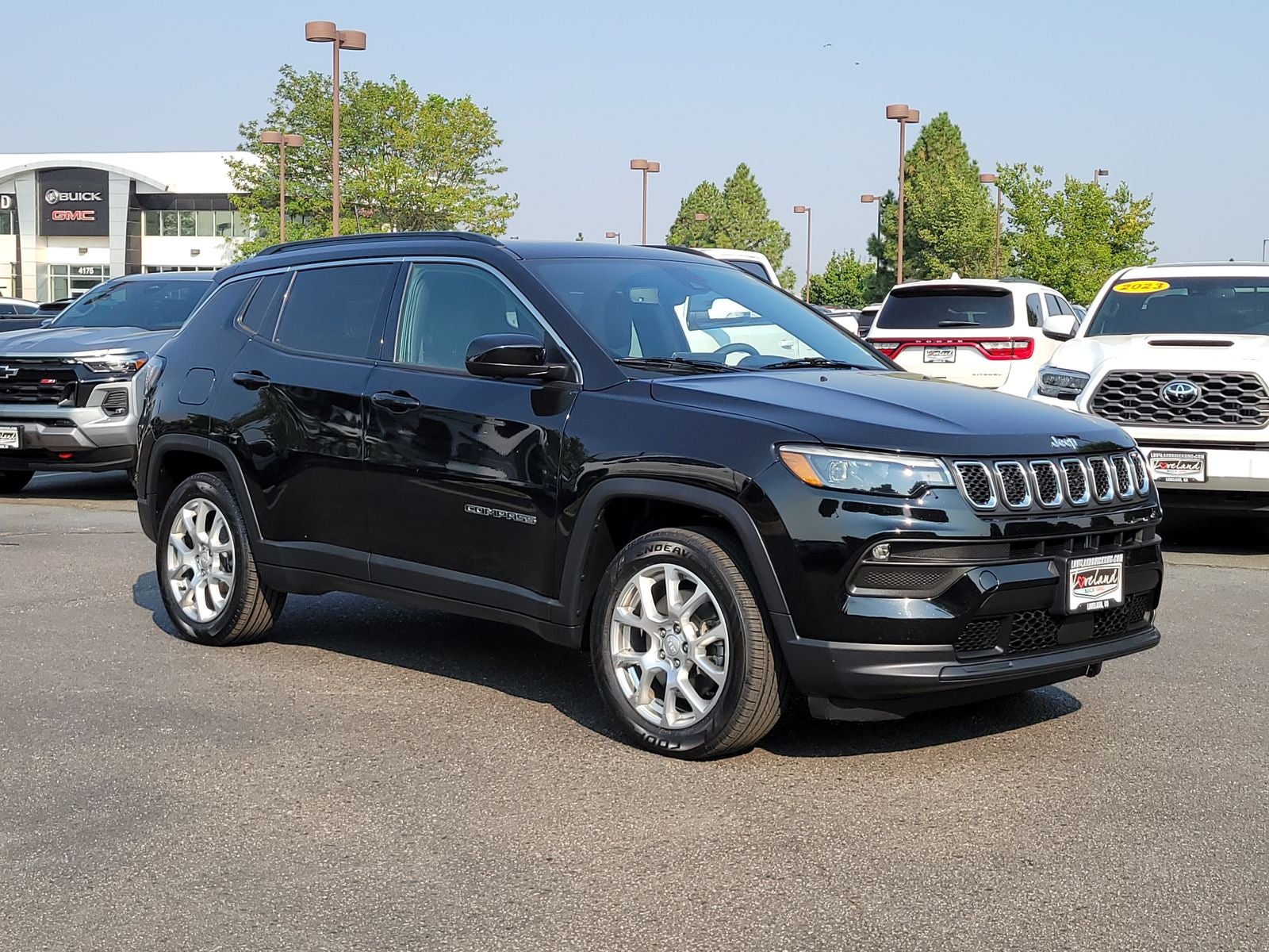 2023 Jeep Compass Latitude Lux