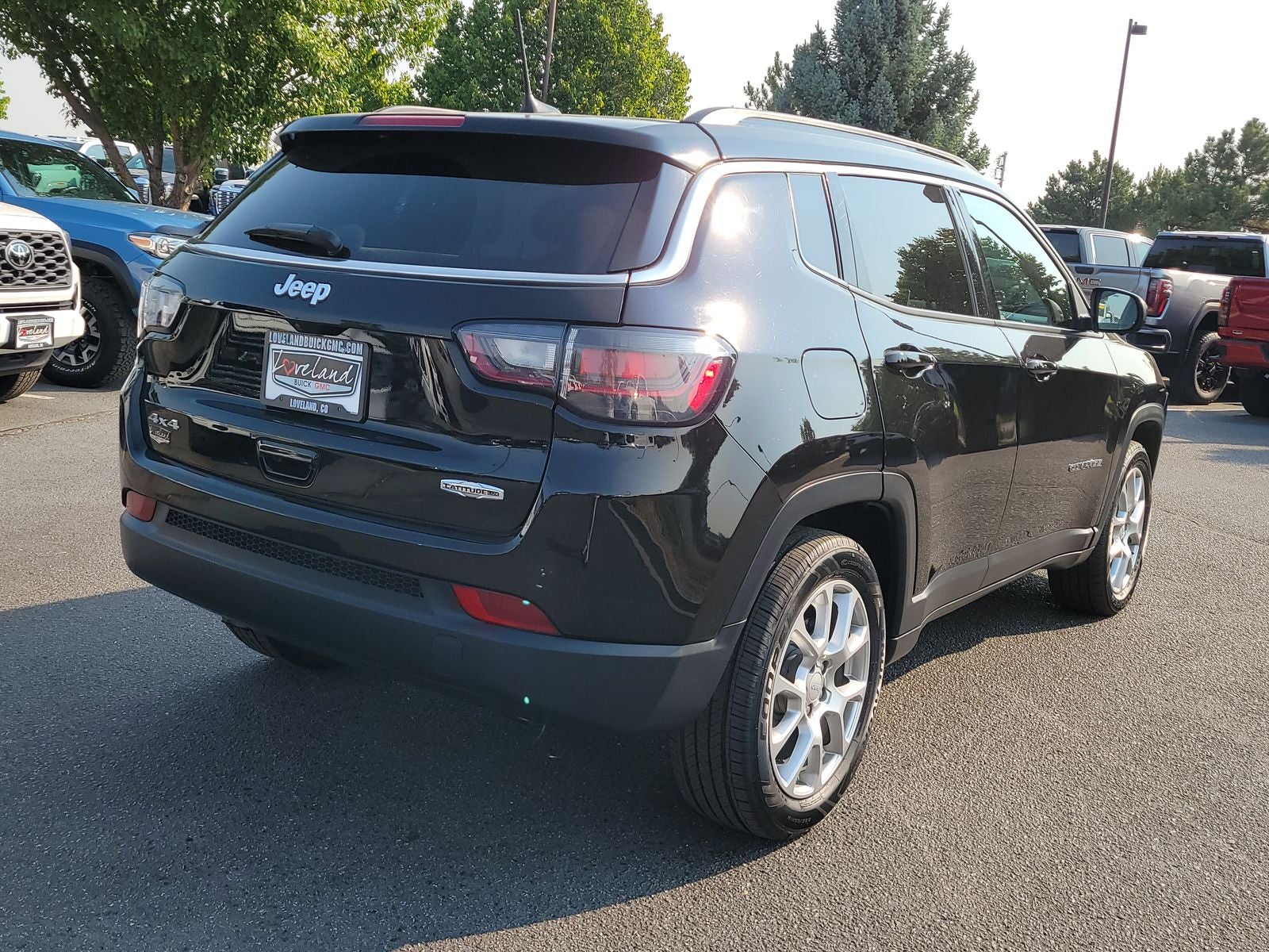 2023 Jeep Compass Latitude Lux