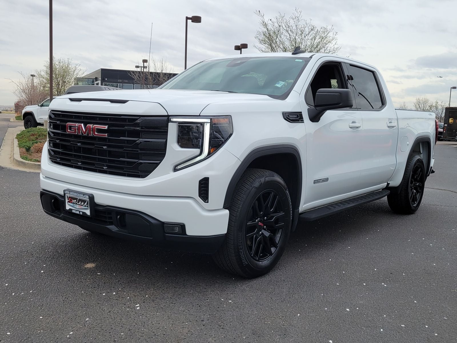 2025 GMC Sierra 1500 Elevation