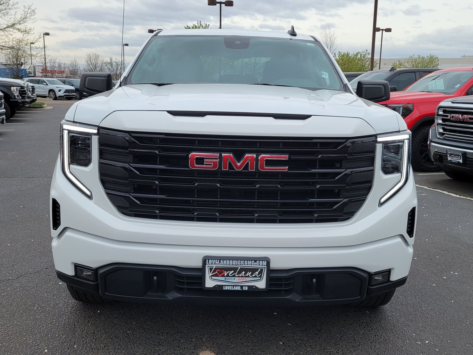 2025 GMC Sierra 1500 Elevation