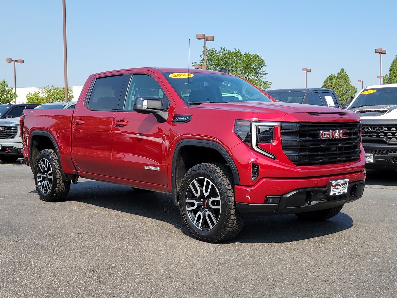 2024 GMC Sierra 1500 Elevation