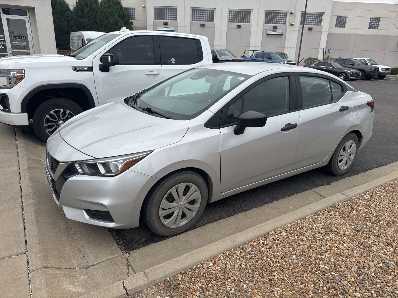 2020 Nissan Versa 1.6 S
