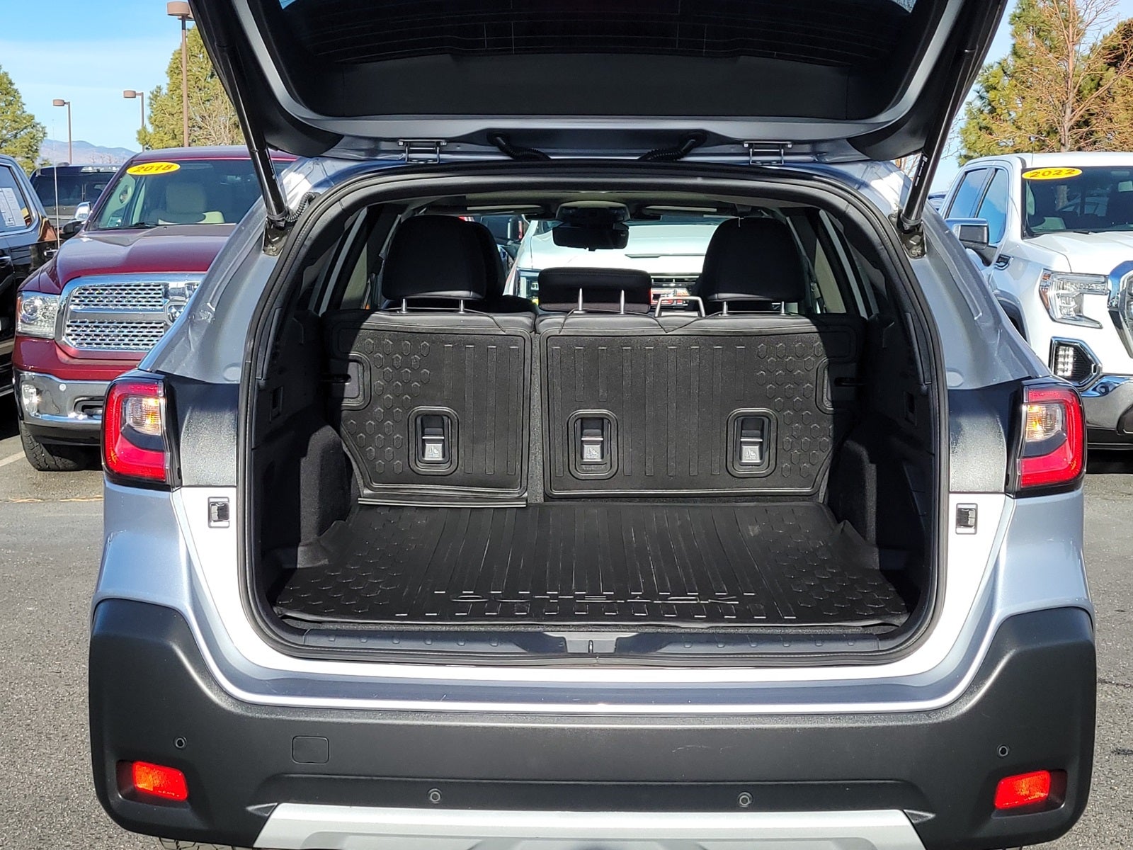 2025 Subaru Outback Touring XT