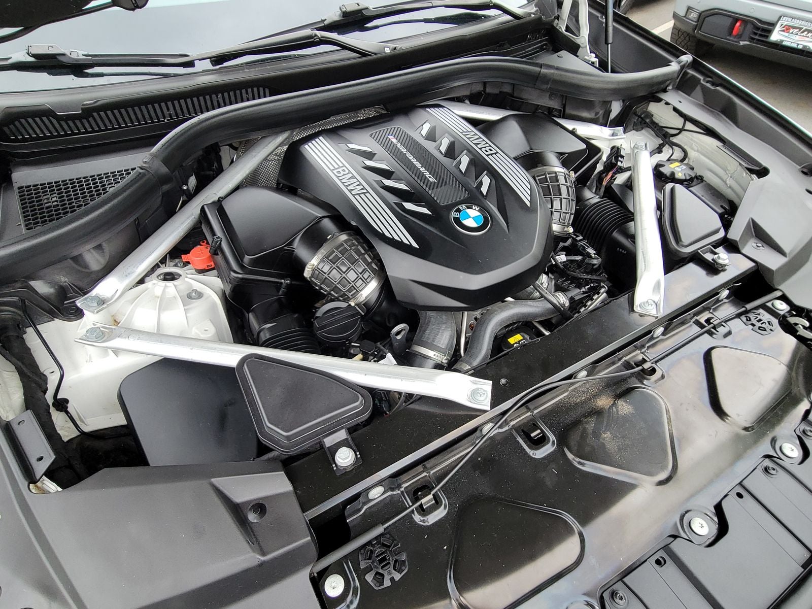 2022 BMW X6 M50i