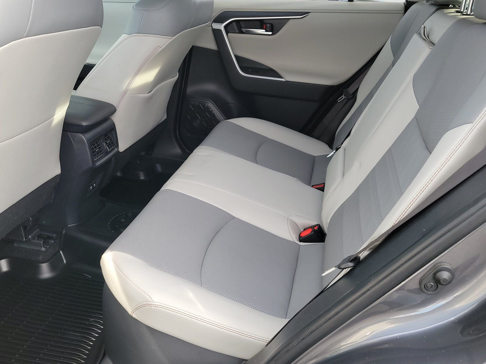 2019 Toyota RAV4 Hybrid Limited