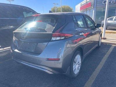 2025 Nissan LEAF S
