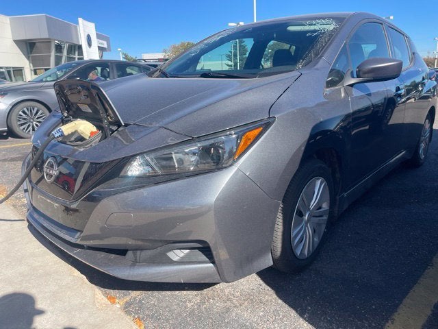 2025 Nissan LEAF S