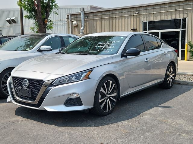 2022 Nissan Altima 2.5 SR