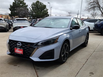 2025 Nissan Altima SR