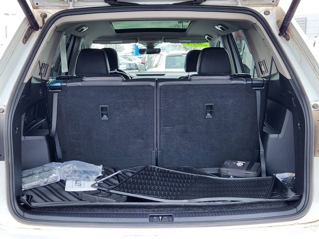 2023 Volkswagen Atlas 3.6L V6 SEL Premium R-Line