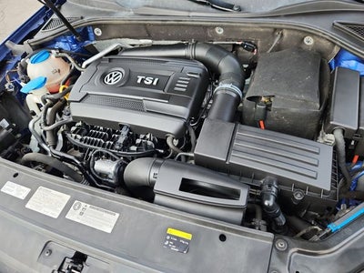 2017 Volkswagen Passat R-Line w/Comfort Pkg