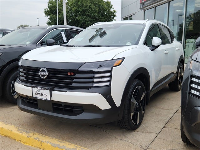 2025 Nissan Kicks SR