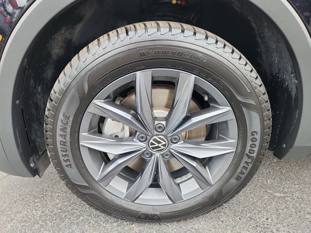 2023 Volkswagen Tiguan SE