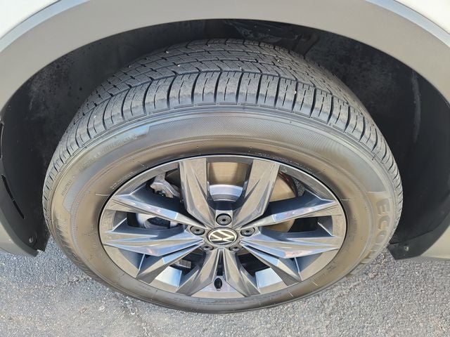 2024 Volkswagen Tiguan Base