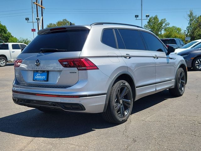 2024 Volkswagen Tiguan SE R-Line Black