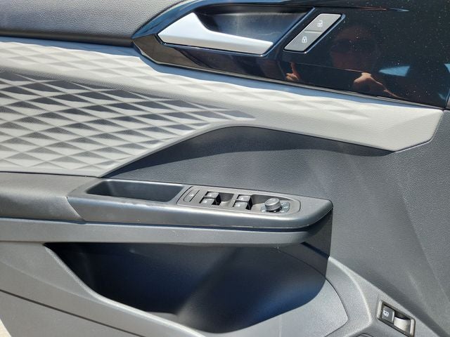 2023 Volkswagen Taos S