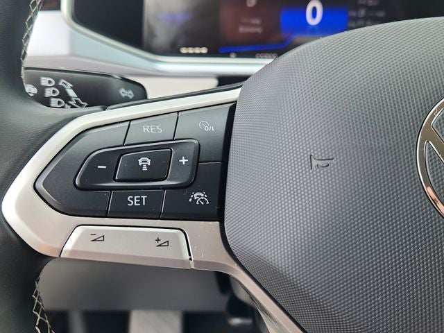 2025 Volkswagen Taos SE