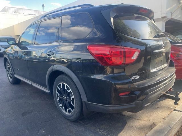 2020 Nissan Pathfinder SV
