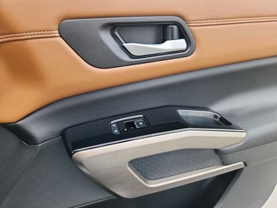 2024 Nissan Pathfinder Platinum