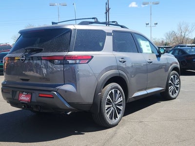 2026 Nissan Pathfinder Platinum