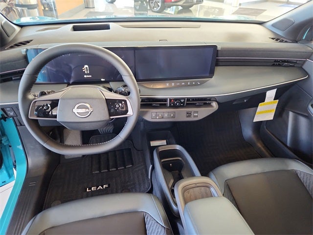 2026 Nissan LEAF PLATINUM+