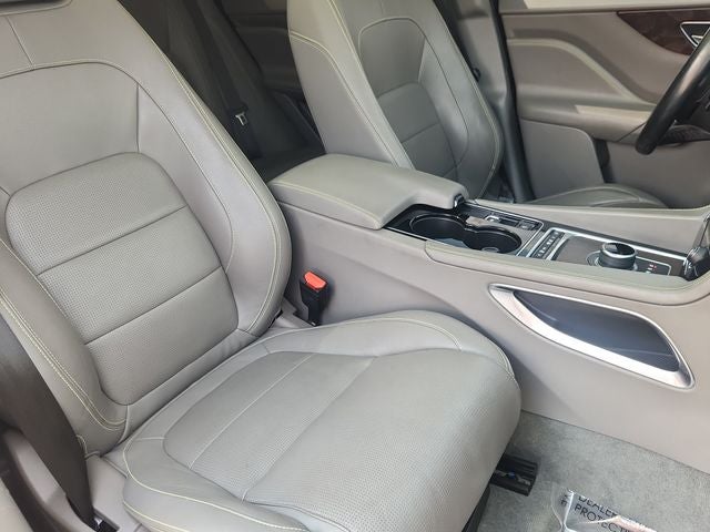 2017 Jaguar F-PACE 20d R-Sport