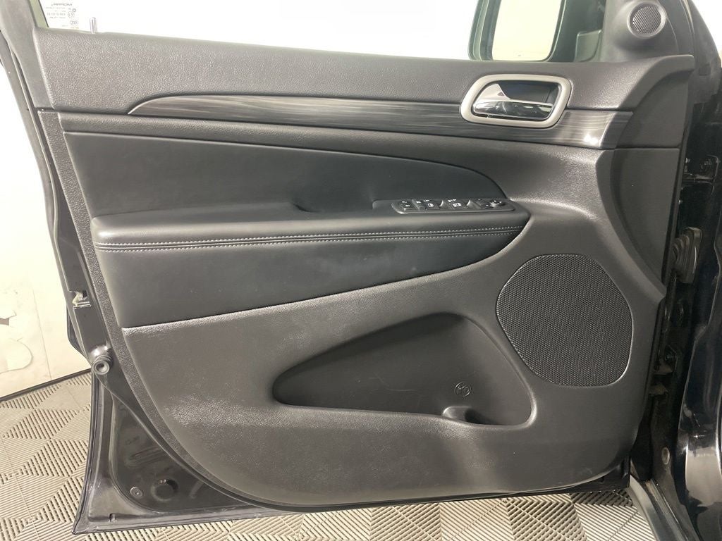 2021 Jeep Grand Cherokee Laredo X 4x4