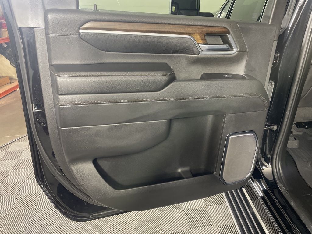2024 Chevrolet Silverado 2500HD 4WD Crew Cab Standard Bed High Country