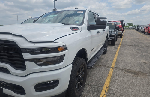2025 RAM 2500 Big Horn Crew Cab 4x4 6'4' Box