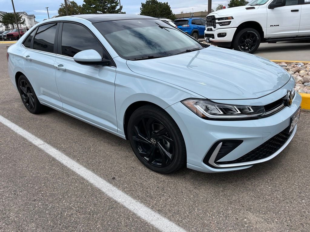 2025 Volkswagen Jetta 1.5T SE