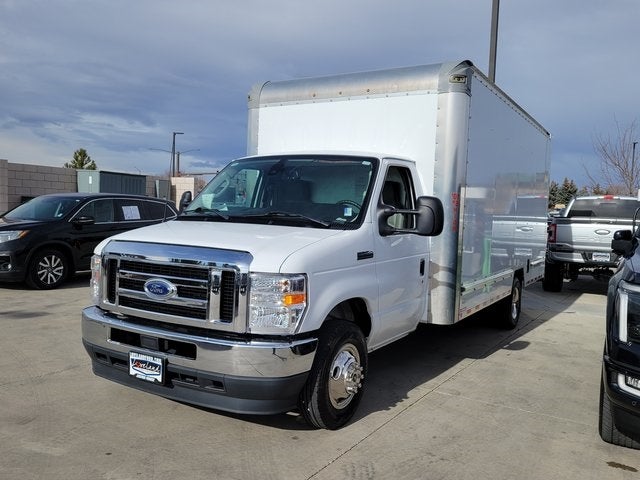 2024 Ford E-350SD Base Cutaway