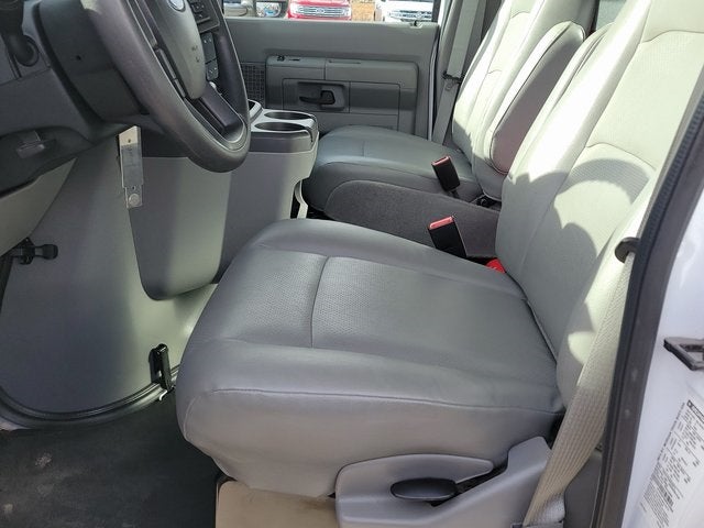 2024 Ford E-350SD Base Cutaway