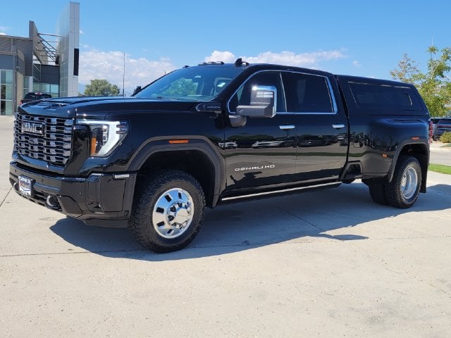 2025 GMC Sierra 3500HD Denali Ultimate