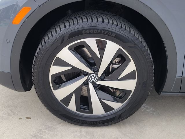2023 Volkswagen ID.4 Pro