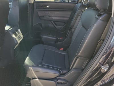 2021 Volkswagen Atlas 3.6L V6 SE w/Technology R-Line