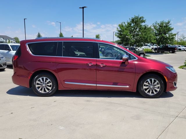 2020 Chrysler Pacifica Hybrid Limited