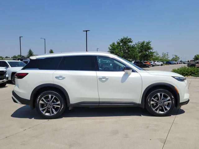 2023 INFINITI QX60 LUXE