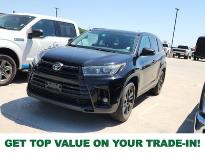 2019 Toyota Highlander SE