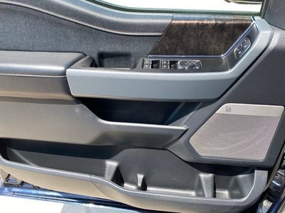 2023 Ford F-150 Lightning LARIAT
