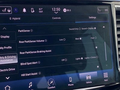 2023 Chrysler Pacifica Hybrid Touring L