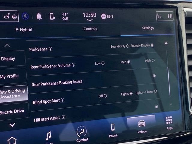 2023 Chrysler Pacifica Hybrid Touring L