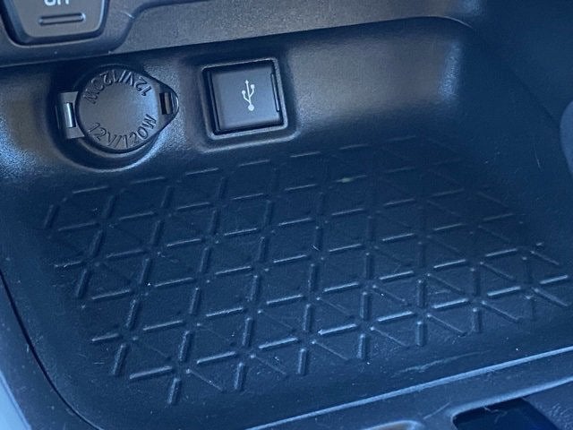 2020 Toyota RAV4 Hybrid LE