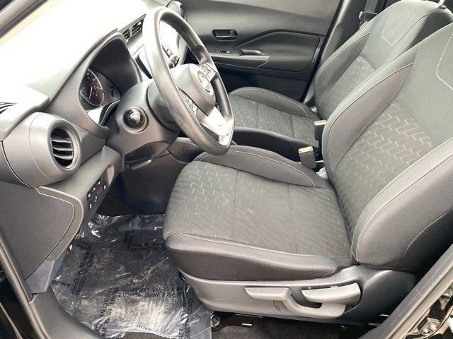 2022 Nissan Kicks S
