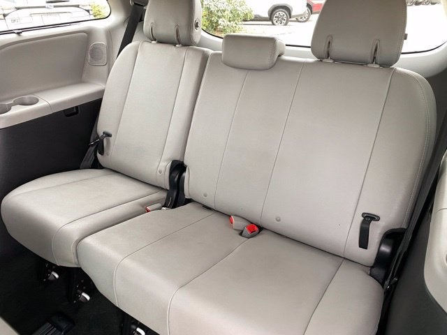 2017 Toyota Sienna Limited Premium