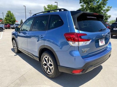 2024 Subaru Forester Premium