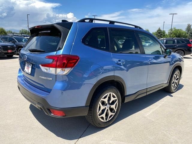 2024 Subaru Forester Premium
