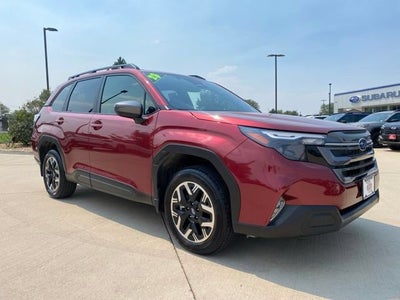 2025 Subaru Forester Premium